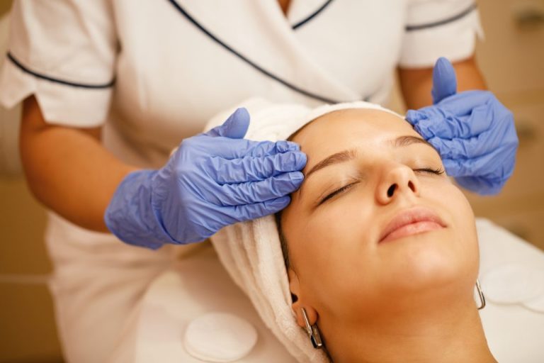 Skin Treatments Clinic in Glendale